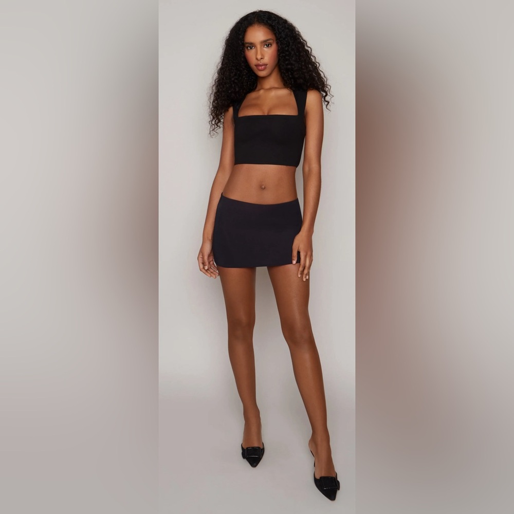 GUIZIO Micro Mini Skirt in Black